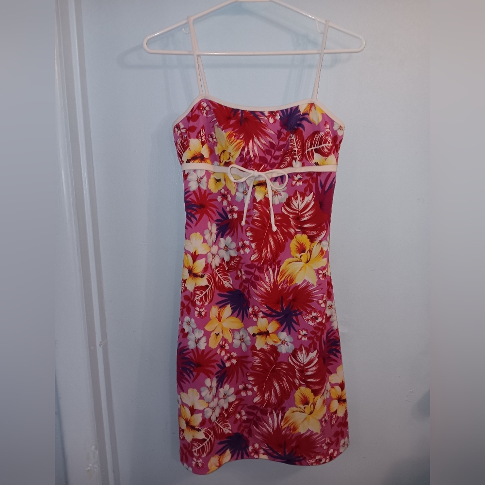 Vintage Finesse Floral Tropical Print Spaghetti Strap Florida Hawaii Dress